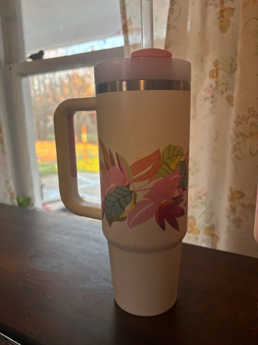 Limited Edition Stanley 32 Oz Floral - Picture 2 of 3